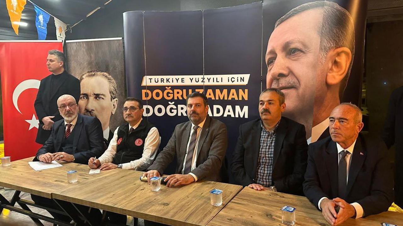 AK Parti ilçe danışma toplantıları devam ediyor.