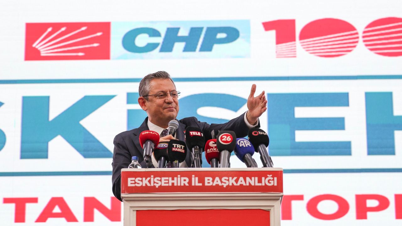 CHP Eskişehir'deki başkan adaylarını resmi olarak açıkladı.