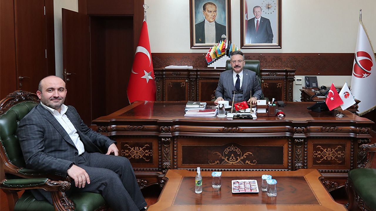 AK Parti İl Başkanı'ndan Vali Aksoy'a ziyaret.